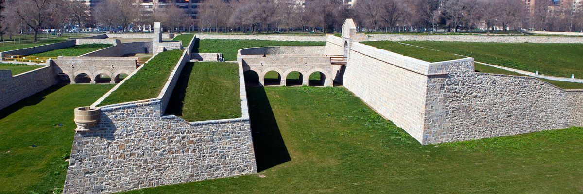 El noble italiano Gonzaga Colonna y las murallas de Pamplona