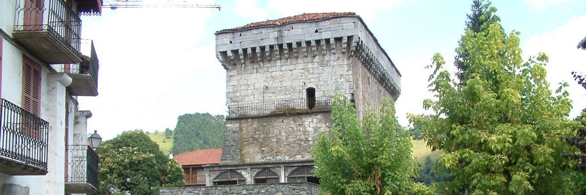 Las dos casas-torres góticas de Lesaka: Zabaleta y Minyurinea