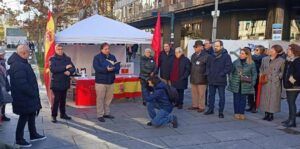 3-D: Carpa de Sociedad Civil Navarra por el Día de Navarra (Carlos III/Roncesvalles, Pamplona)
