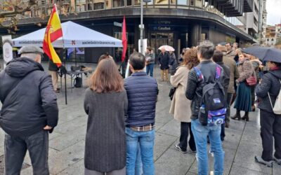 11-0: Carpa informativa de Sociedad Civil Navarra en Barañain